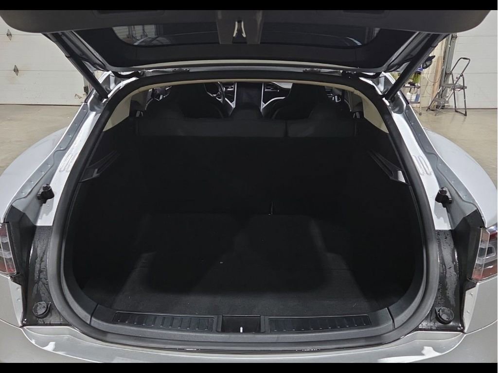 Used 2013 Tesla Model S image 13