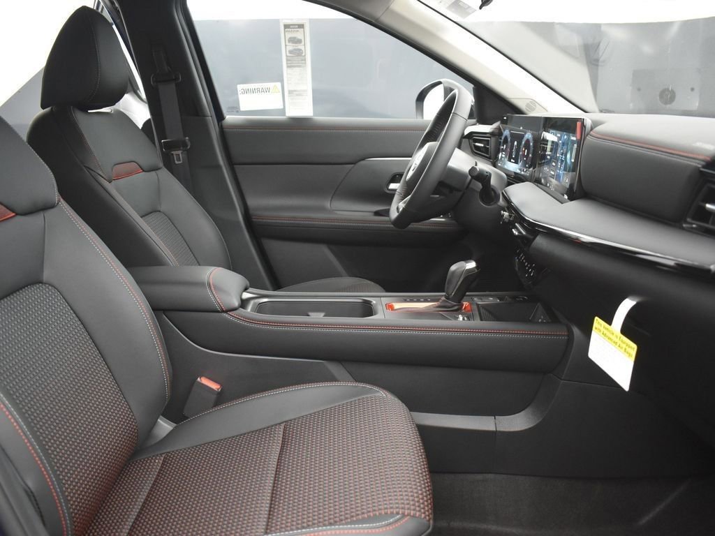 New 2026 Nissan Kicks SR w/ Cold Weather Package image 23