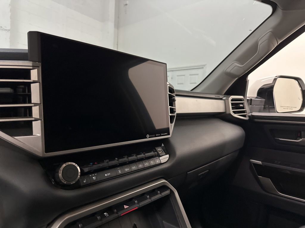 Used 2023 Toyota Tundra Limited image 28