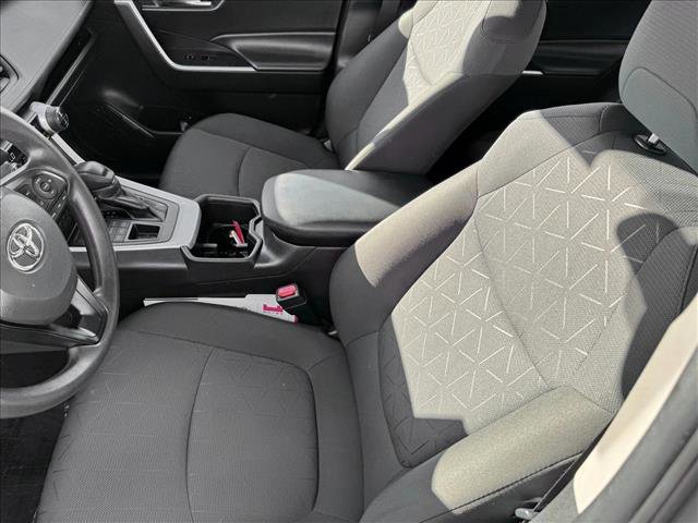 Used 2024 Toyota RAV4 XLE image 9