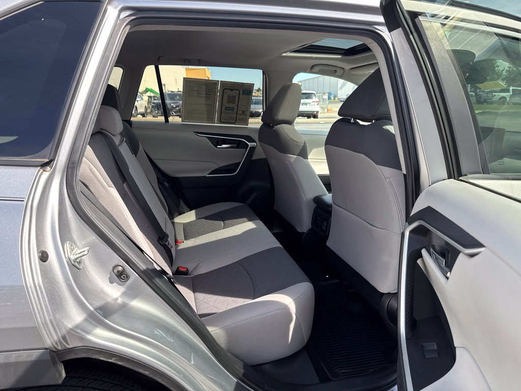 Used 2020 Toyota RAV4 XLE w/ Convenience Package AWD/4WD image 39