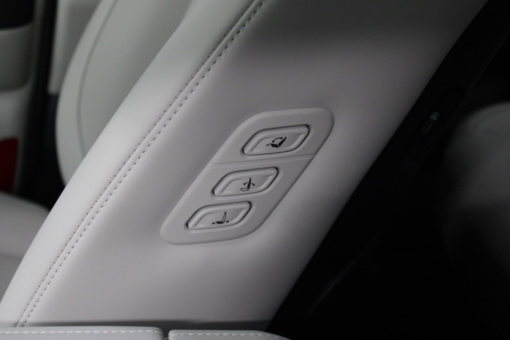 Used 2026 Hyundai Palisade Calligraphy image 32