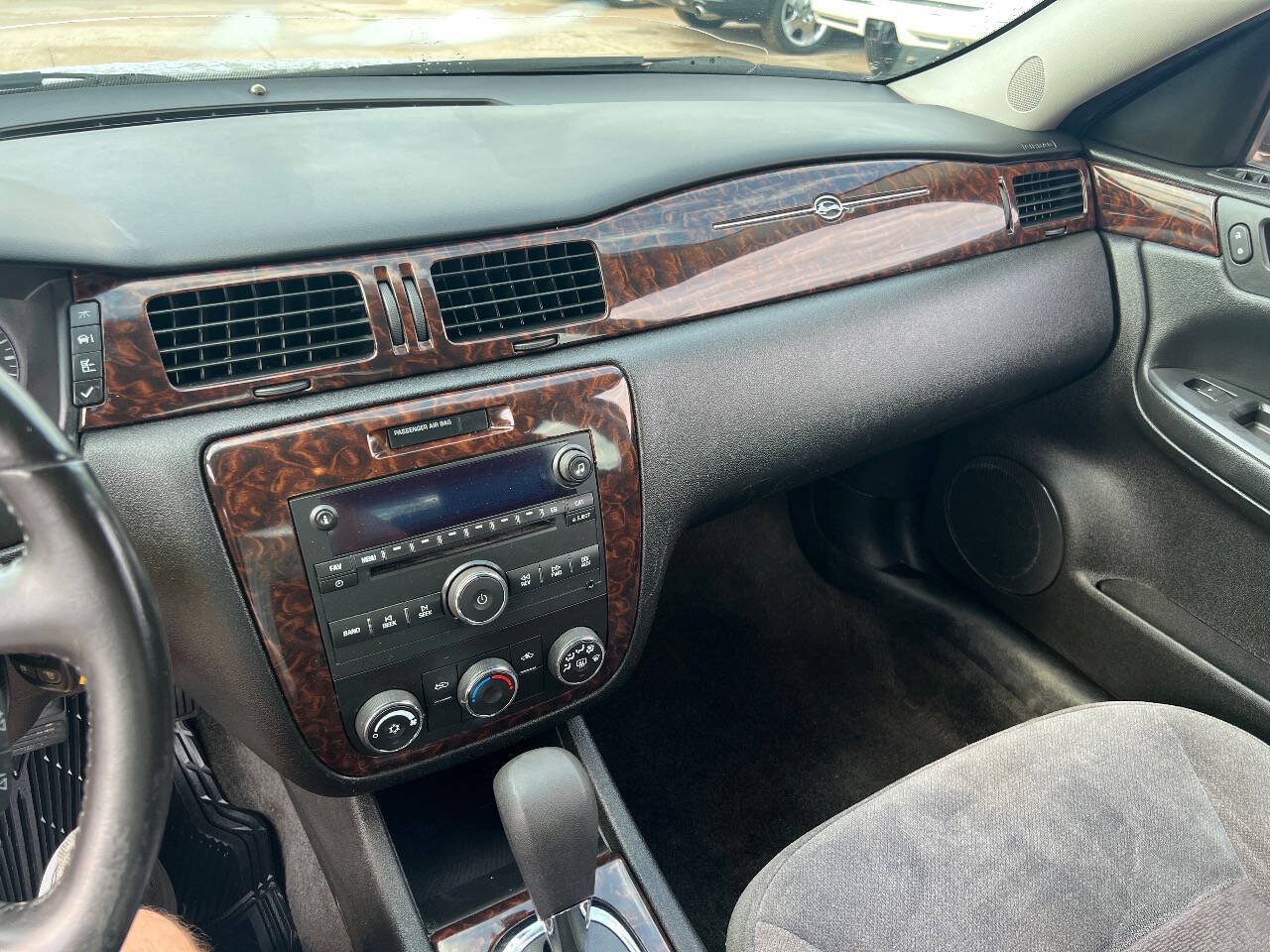 Used 2012 Chevrolet Impala LS FWD image 12