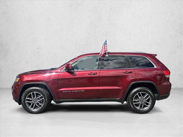 Used 2019 Jeep Grand Cherokee Laredo w/ 18" Wheel & 8.4" Radio Group AWD/4WD image 9