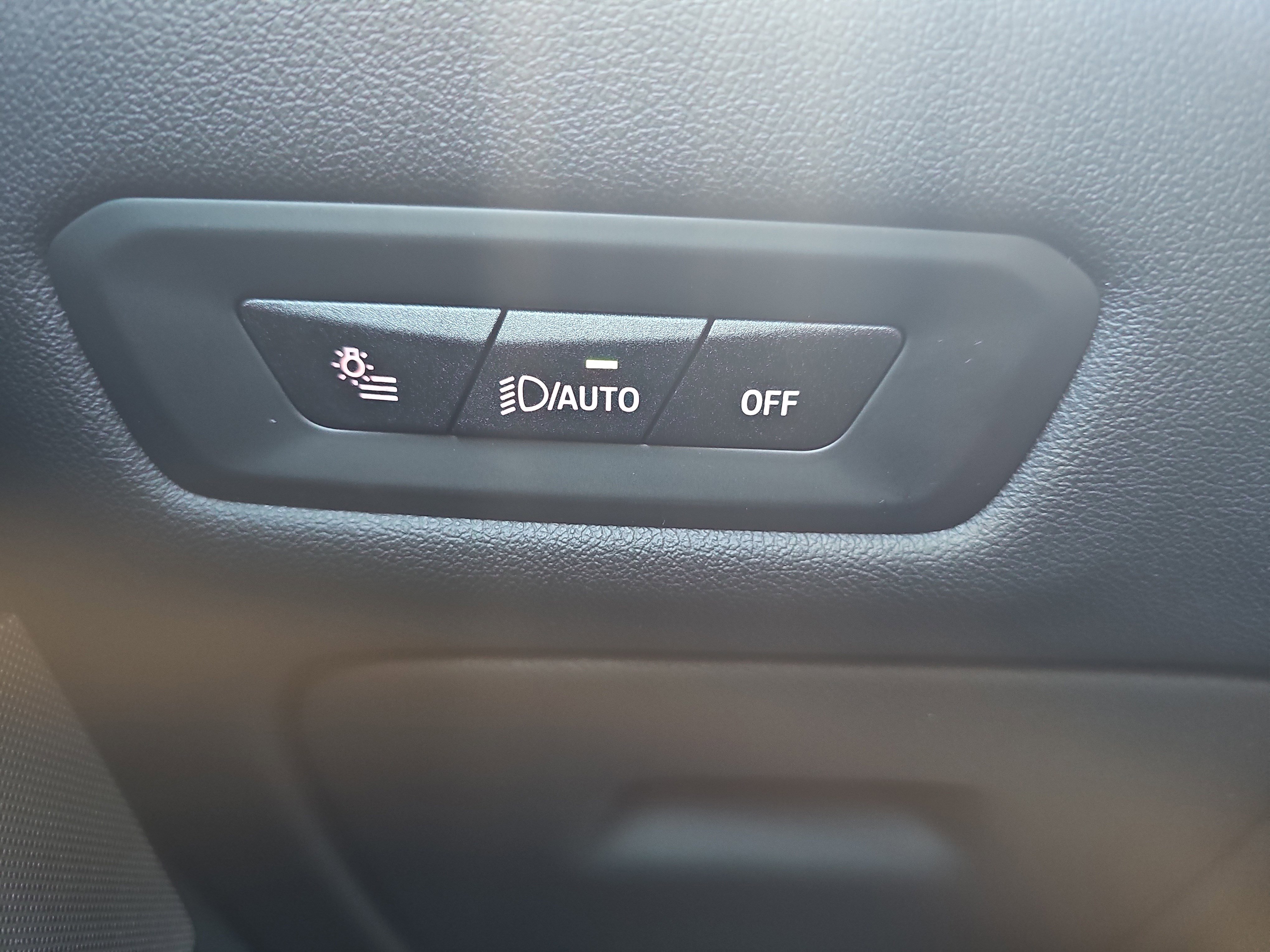 New 2026 BMW X5 xDrive40i w/ Climate Comfort Package AWD/4WD image 28