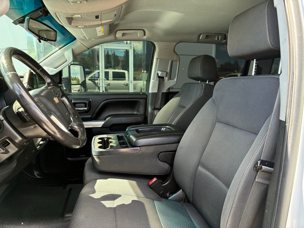 Used 2018 Chevrolet Silverado 2500 LT AWD/4WD image 12
