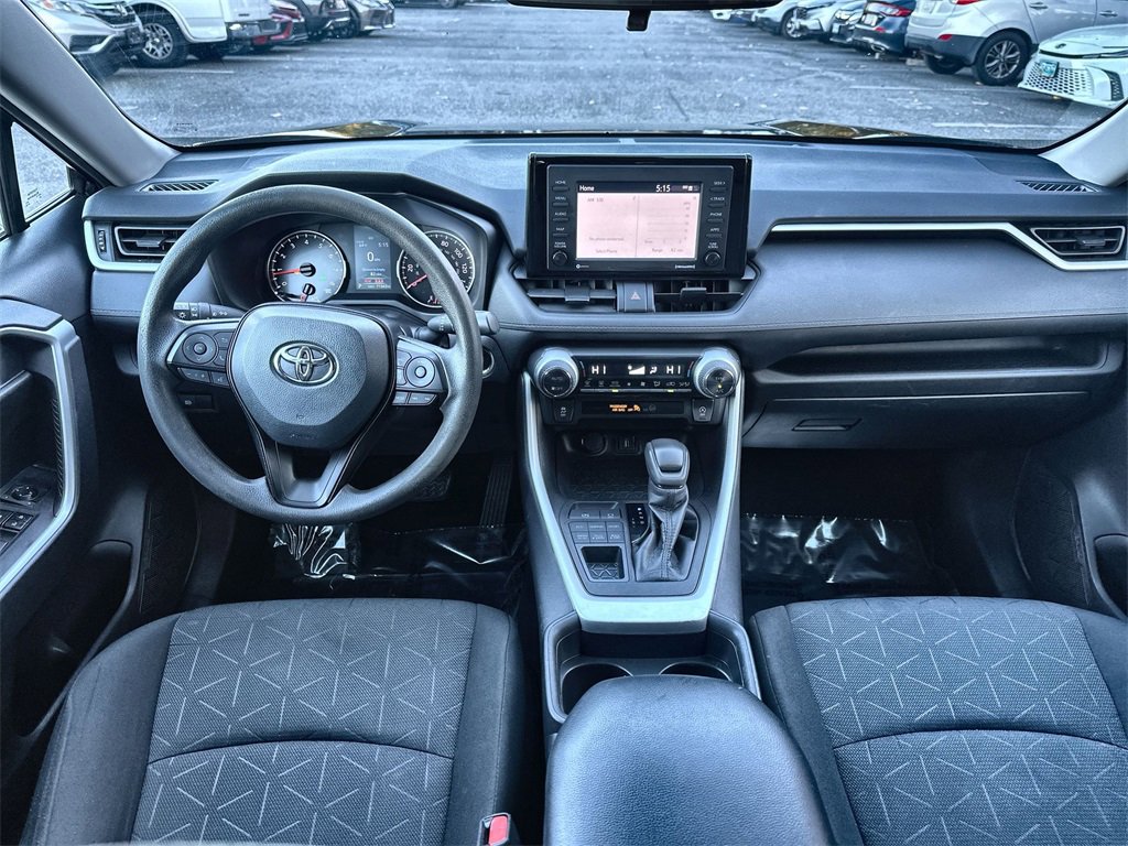 Used 2021 Toyota RAV4 XLE image 21