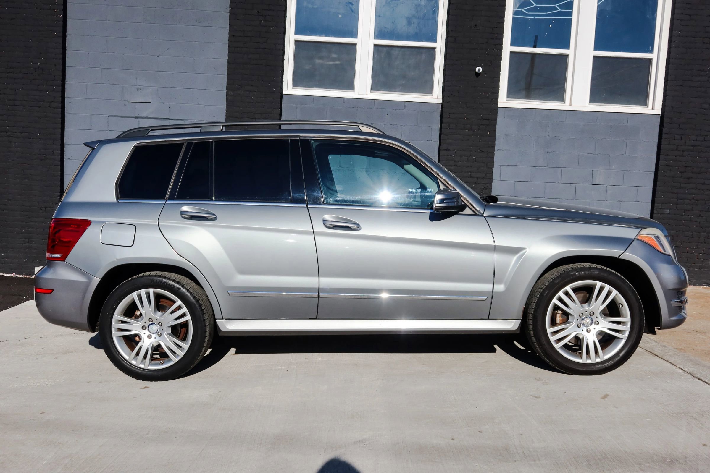 Used 2015 Mercedes-Benz GLK 350 4MATIC w/ Premium 1 Package image 6