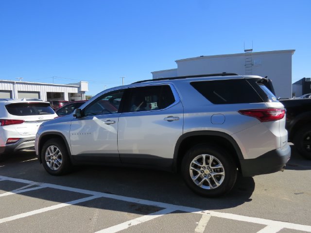Used 2020 Chevrolet Traverse LT FWD image 5