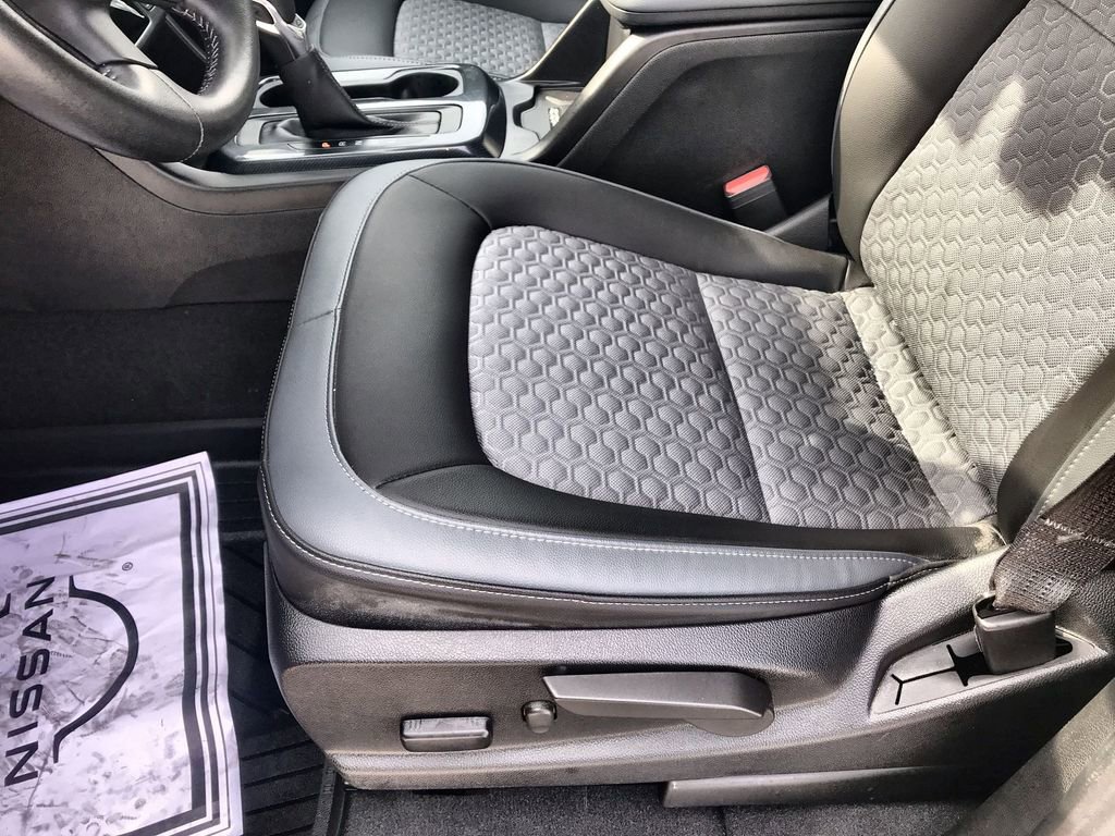 Used 2022 Chevrolet Colorado Z71 image 12