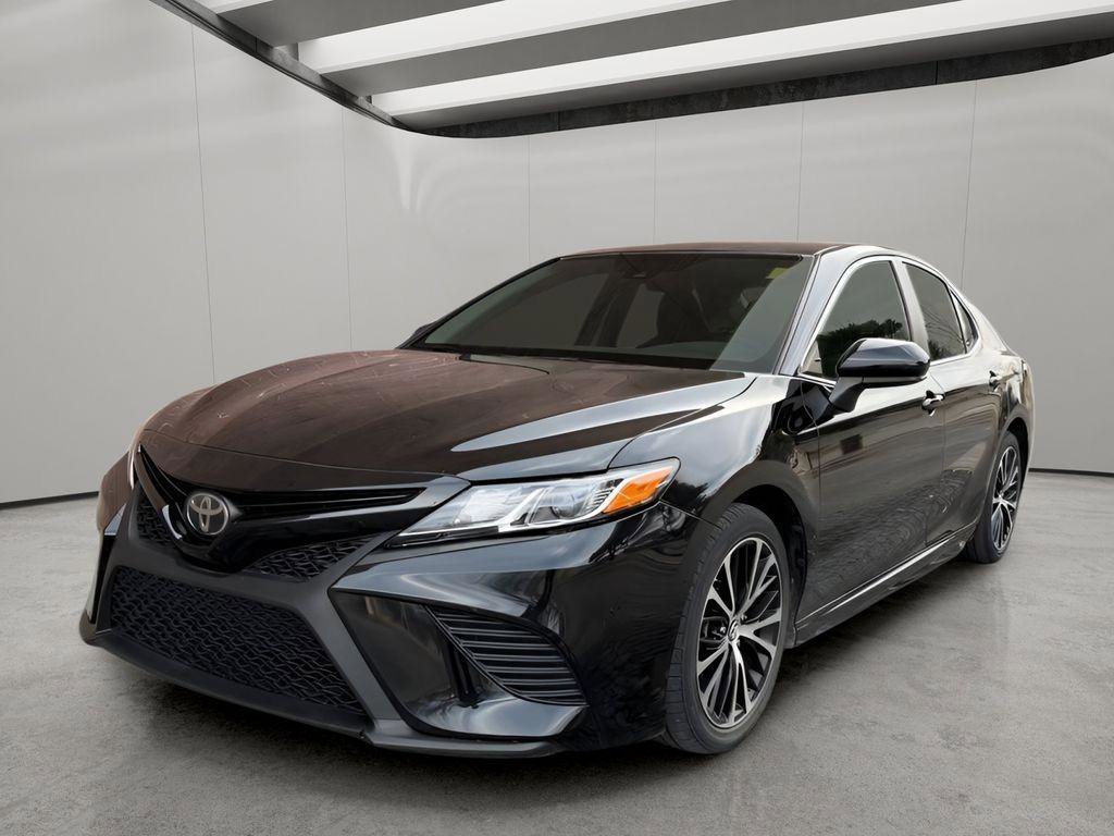 Used 2019 Toyota Camry SE
