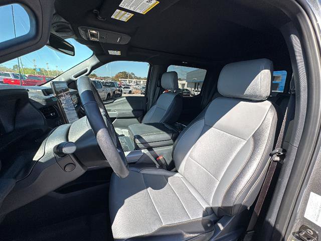 Used 2024 Ford F150 Lightning Lariat image 13