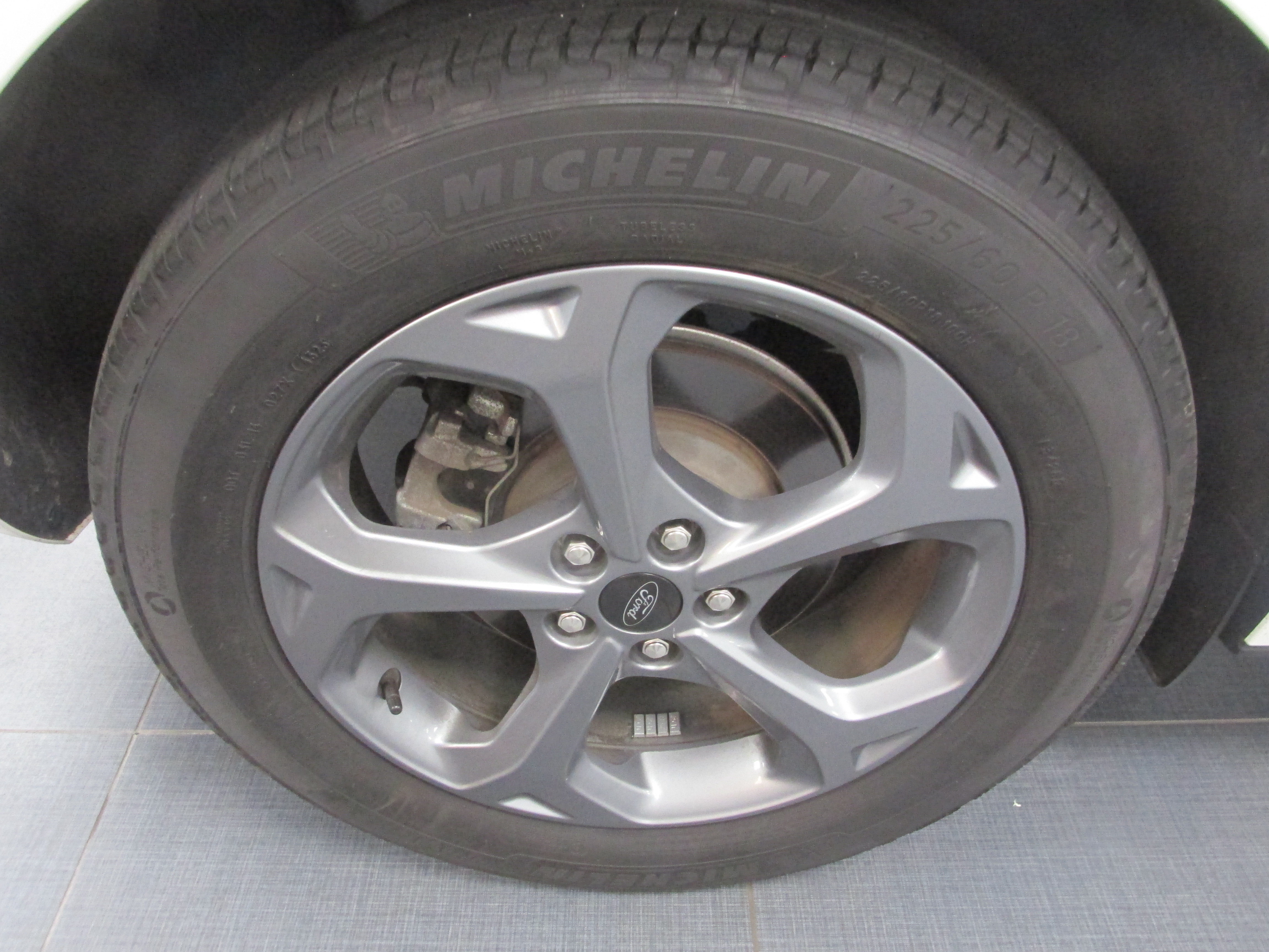 Used 2023 Ford Escape ST-Line w/ Tech Pack #1 AWD/4WD image 17
