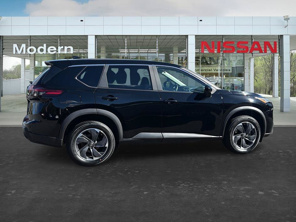 Certified 2025 Nissan Rogue SV FWD image 6