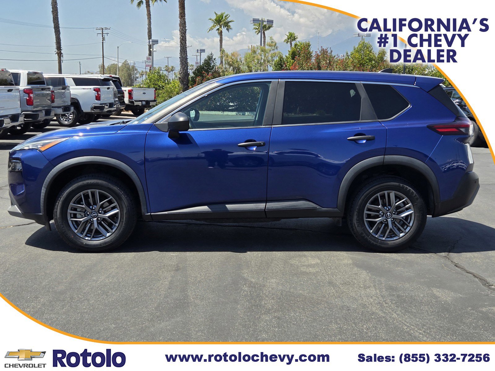 Used 2023 Nissan Rogue S AWD/4WD image 4