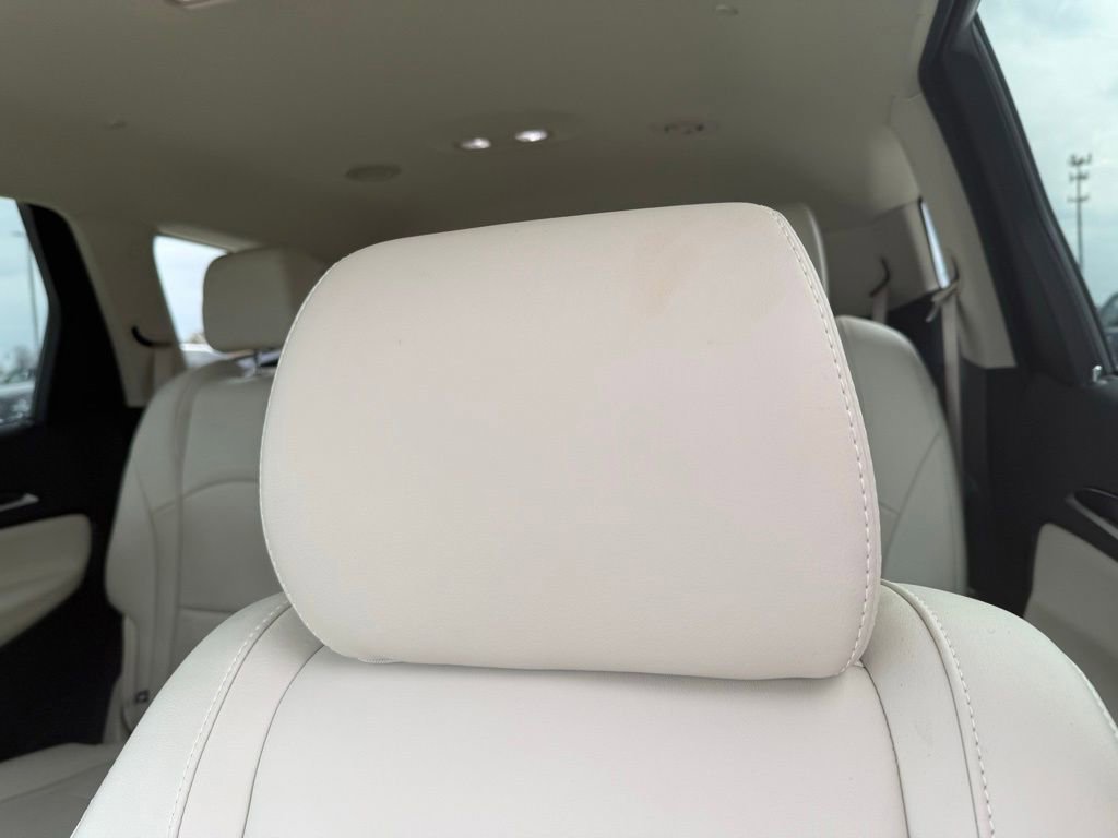 Used 2024 Buick Enclave Essence FWD image 28
