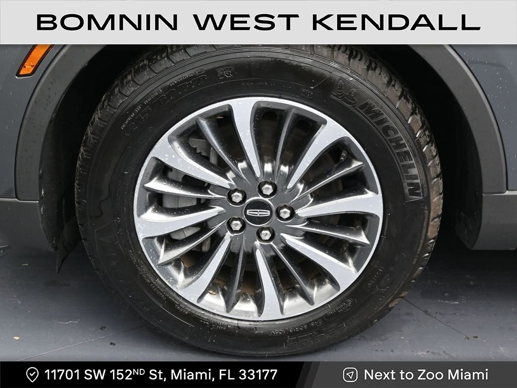 Used 2023 Lincoln Nautilus AWD w/ Premium Package image 9