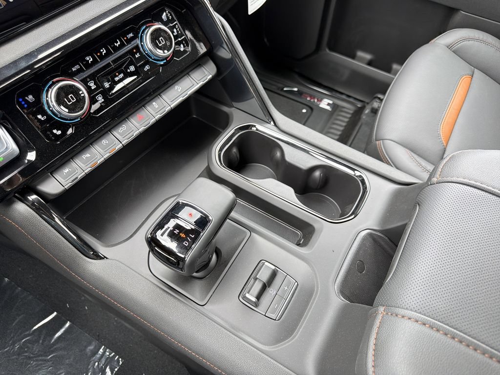 New 2026 GMC Sierra 1500 AT4 w/ Technology Package AWD/4WD image 7