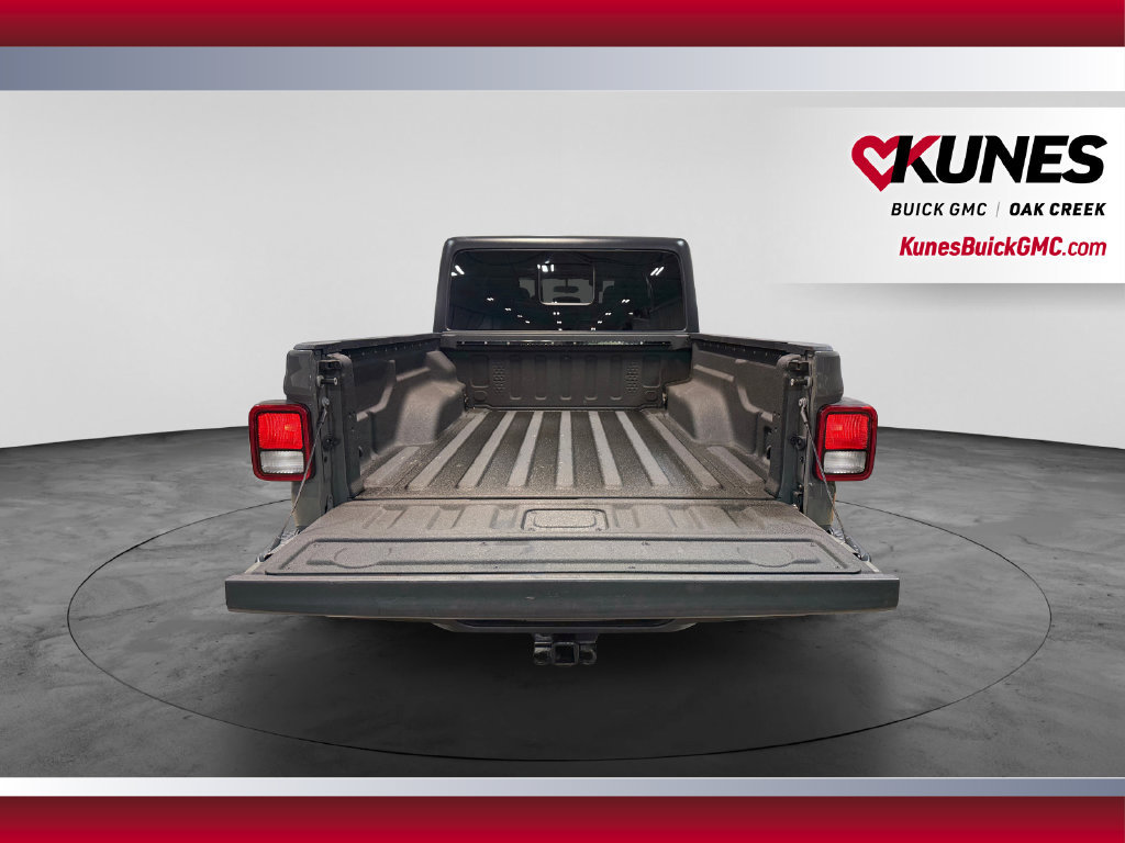 Used 2021 Jeep Gladiator Sport AWD/4WD image 34