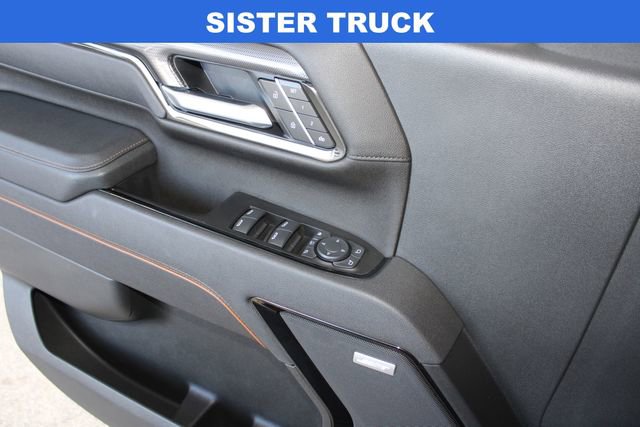 Used 2025 GMC Sierra 2500 AT4 w/ AT4 Premium Plus Package image 21
