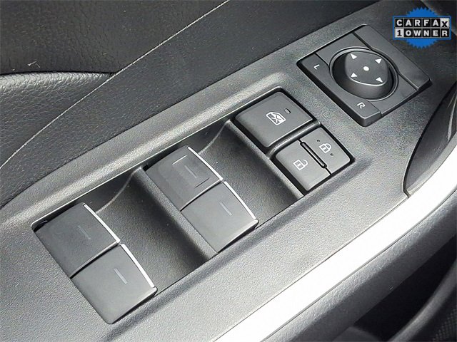 Used 2025 Toyota RAV4 XLE image 28