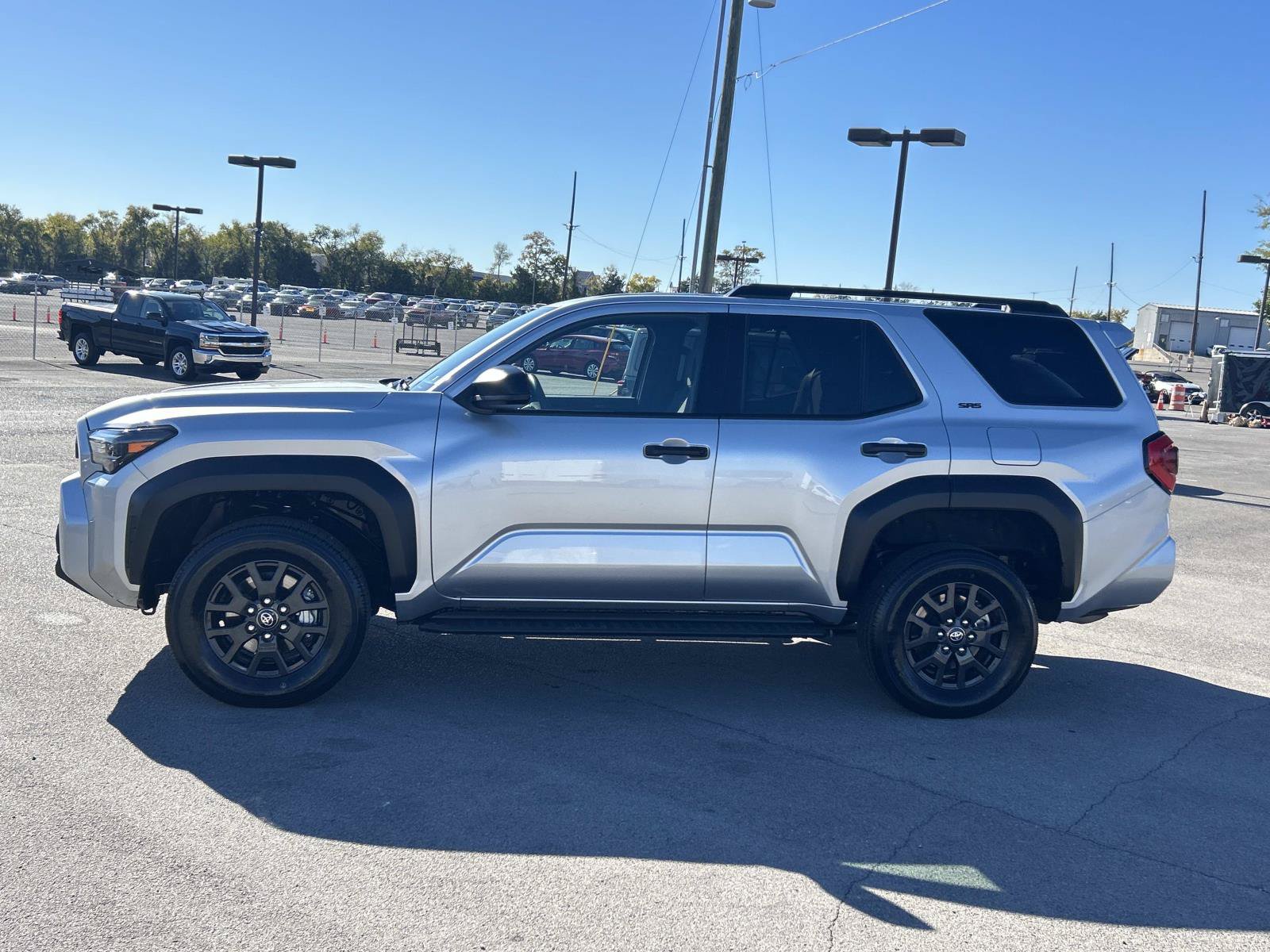 Used 2025 Toyota 4Runner SR5 AWD/4WD image 7