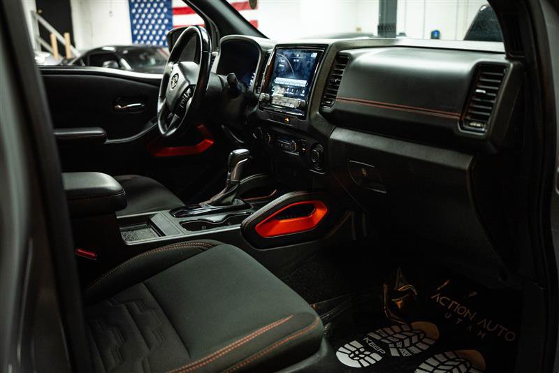Used 2024 Nissan Frontier PRO-4X w/ Off-Road Protection Package image 13