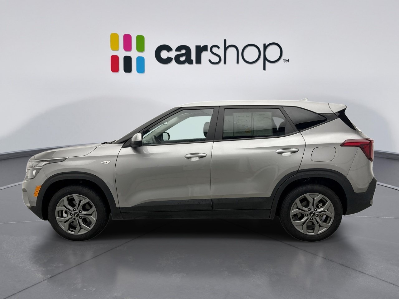Used 2026 Kia Seltos LX AWD/4WD image 2