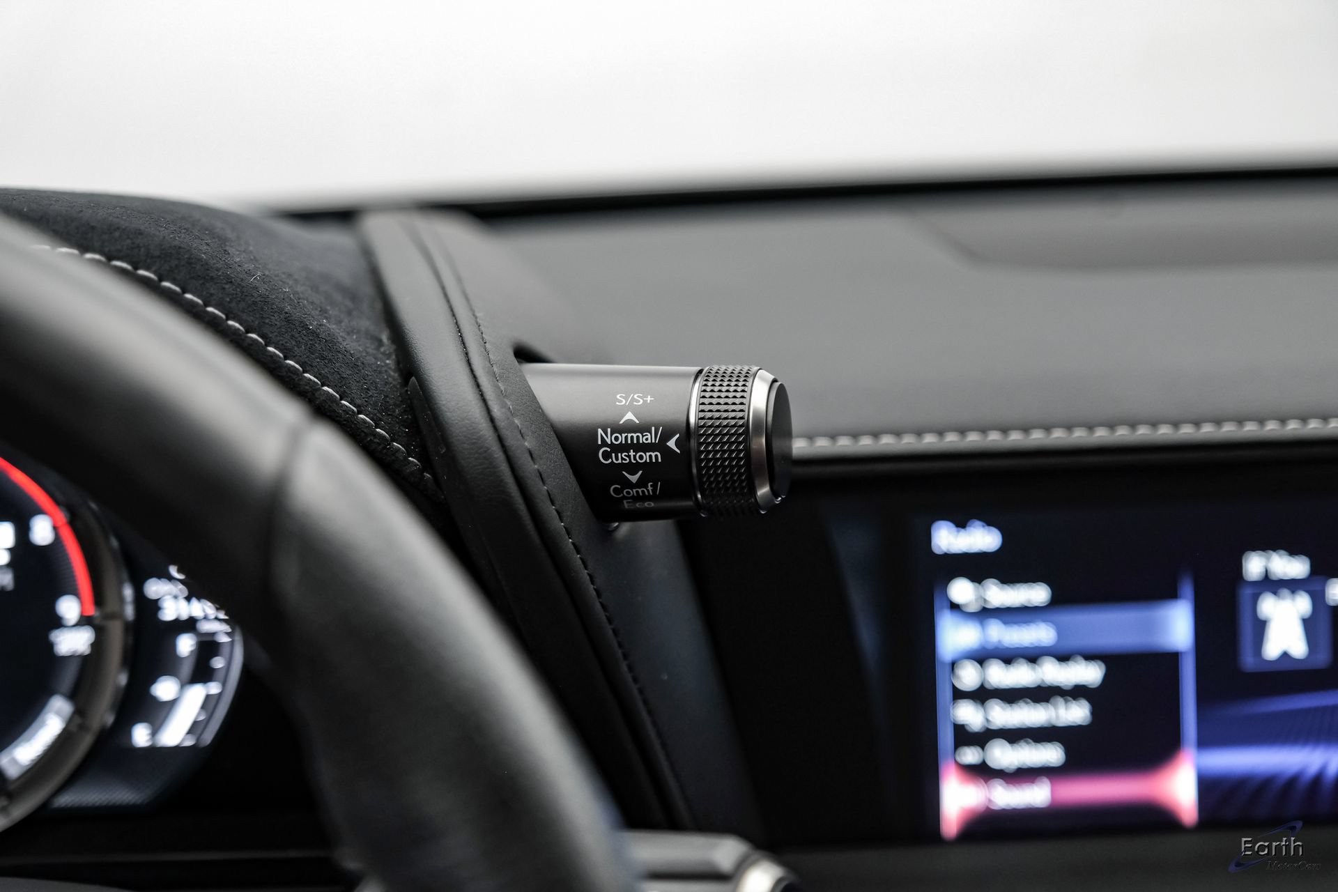 Used 2018 Lexus LC 500 Coupe w/ Performance Package RWD image 43
