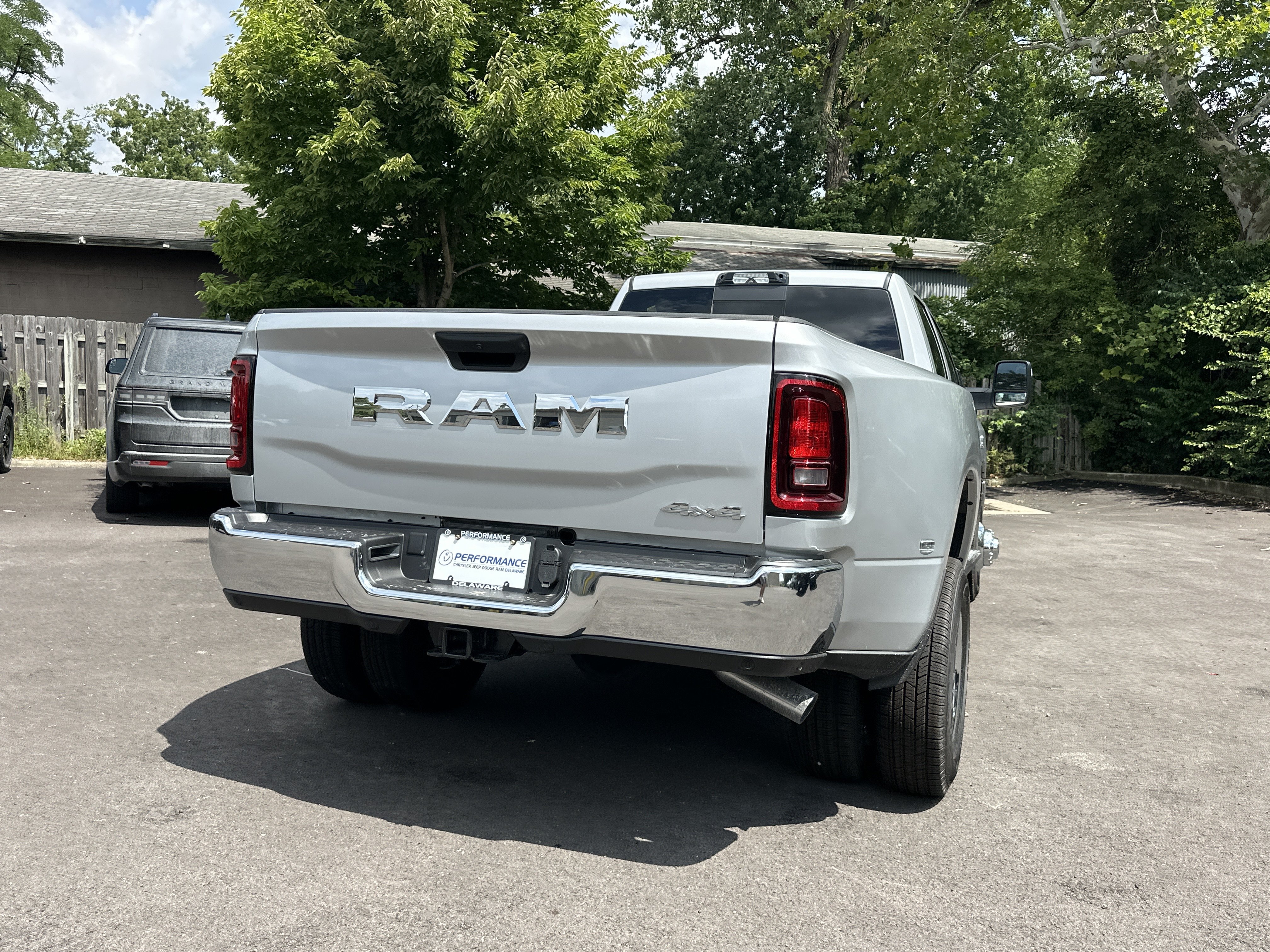 New 2026 RAM 3500 Tradesman AWD/4WD image 17