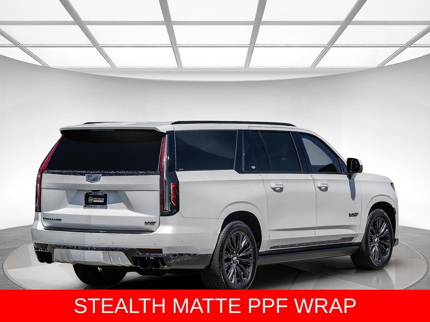 Used 2023 Cadillac Escalade ESV V w/ LPO, ONYX Package AWD/4WD image 5