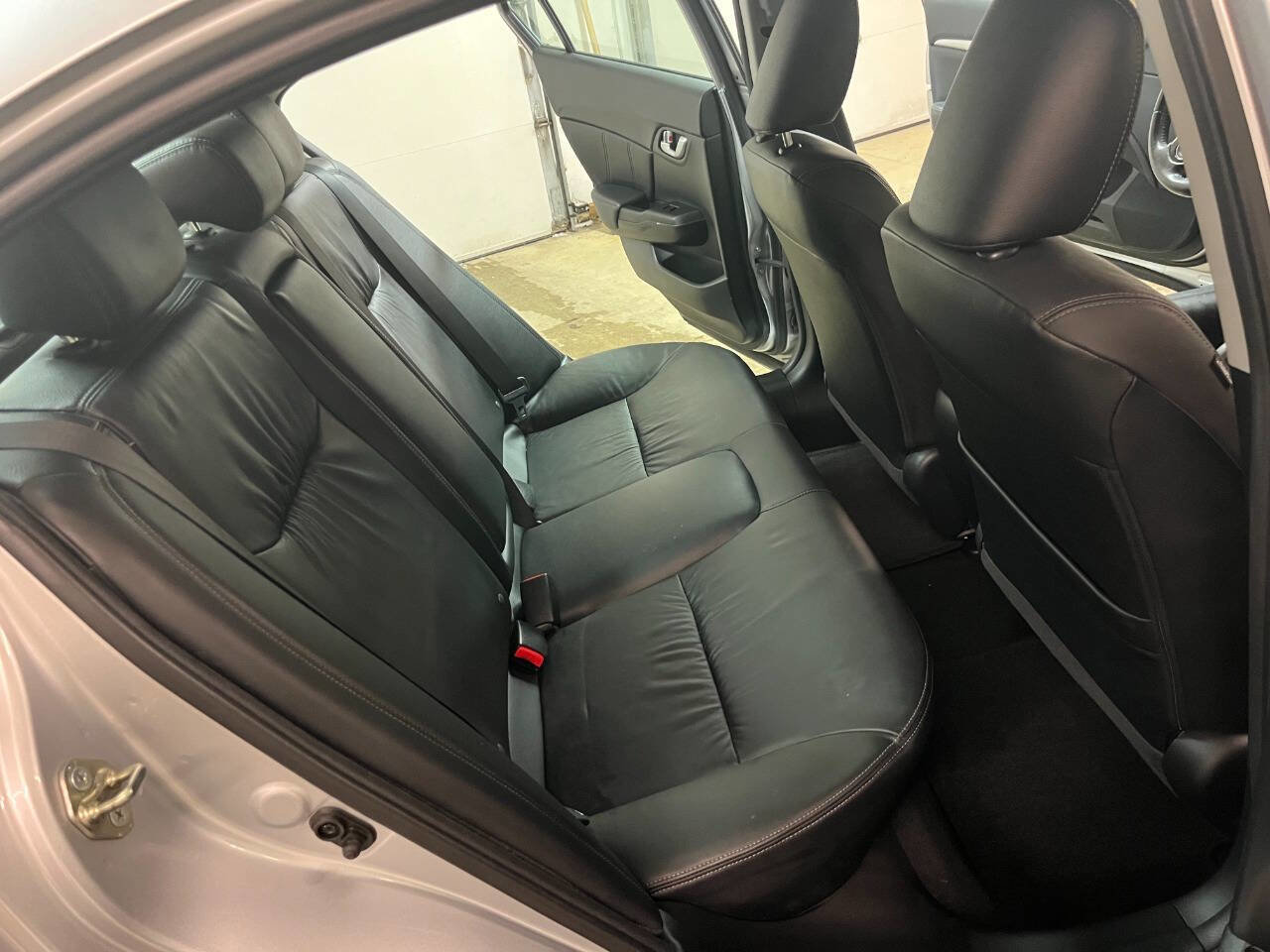 Used 2015 Honda Civic EX-L image 6