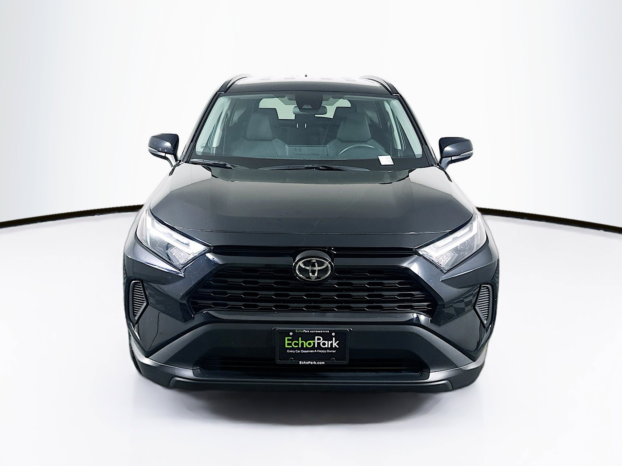 Used 2024 Toyota RAV4 XLE image 2