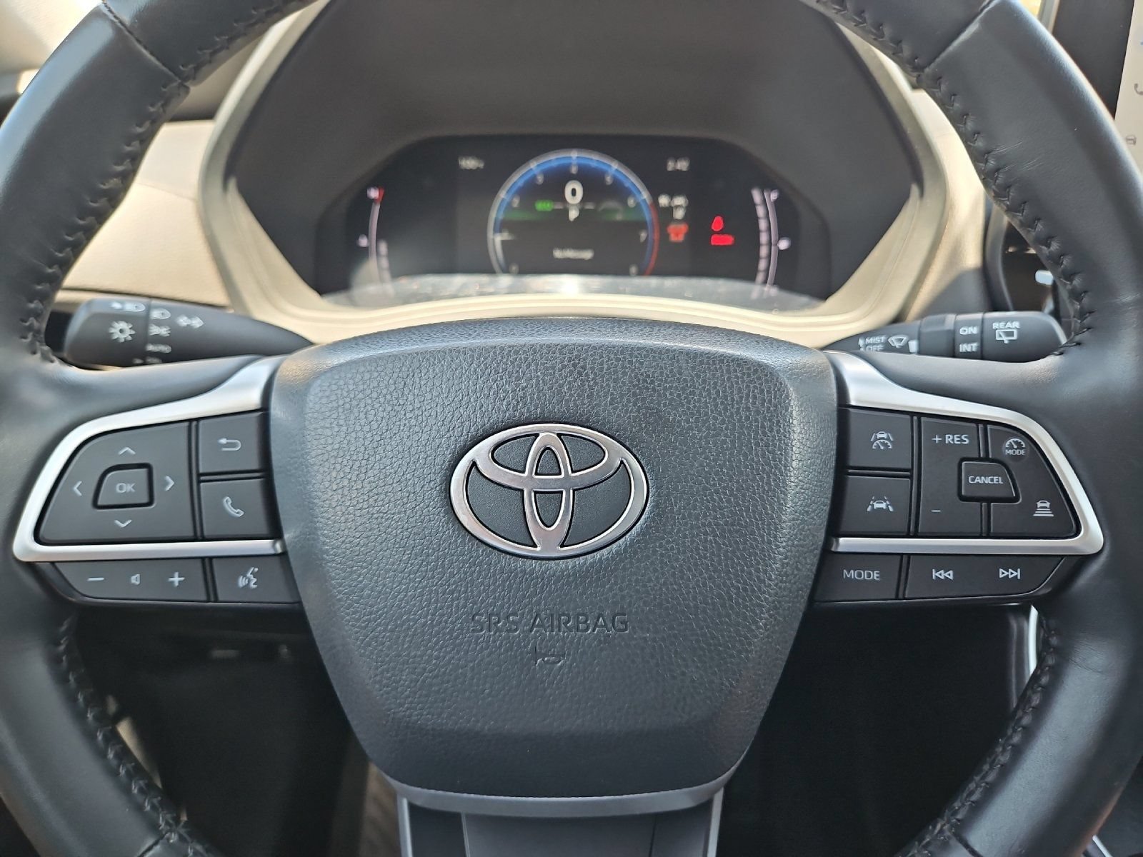 Used 2025 Toyota Grand Highlander AWD image 22