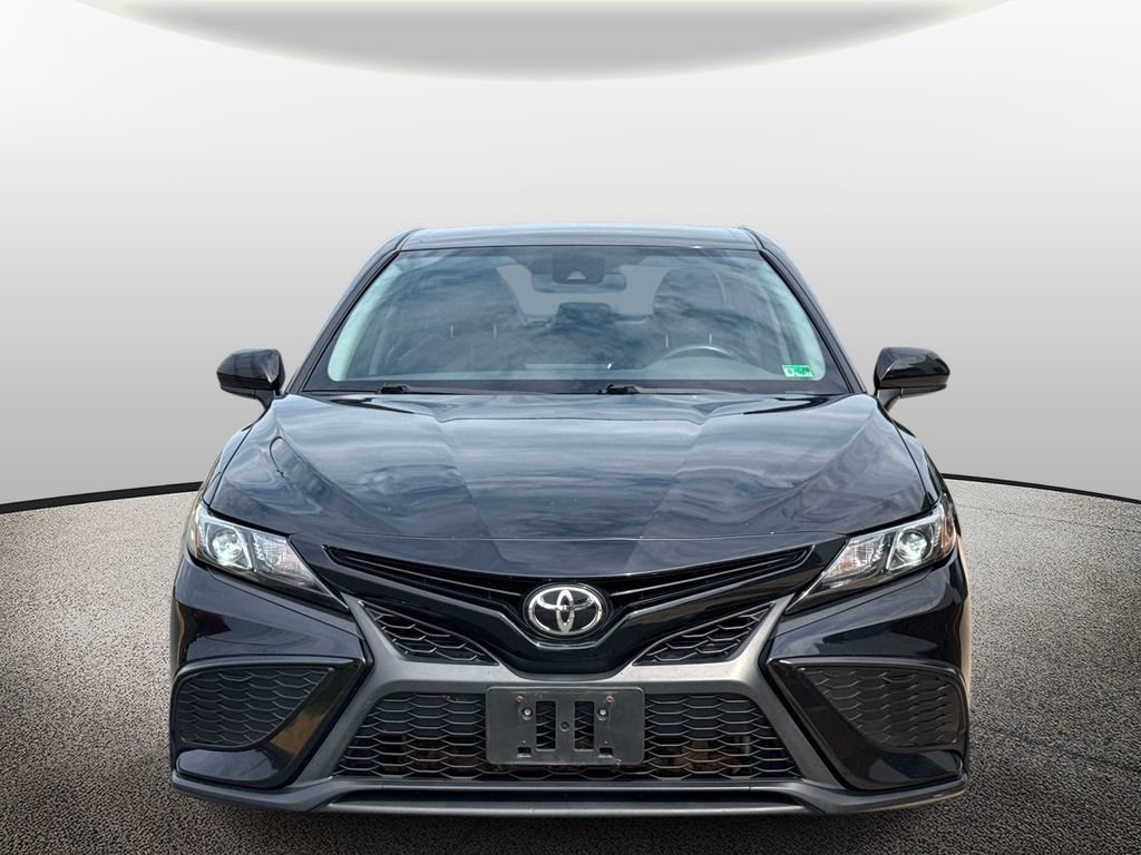 Used 2021 Toyota Camry SE FWD image 5