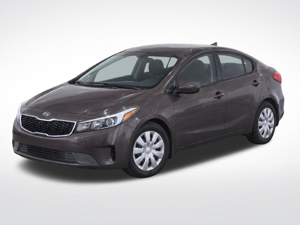Used 2017 Kia Forte LX FWD image 2