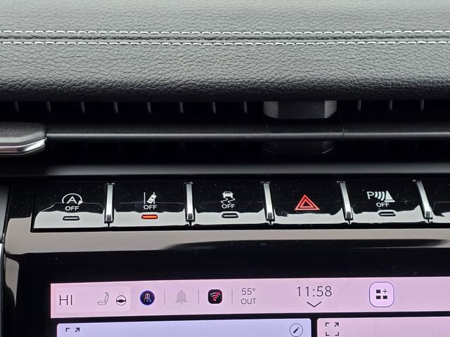 Used 2025 Jeep Grand Cherokee L Limited w/ Black Appearance Package image 15