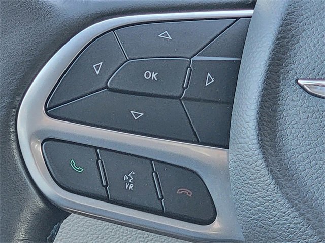 Certified 2021 Chrysler Pacifica Touring-L image 34