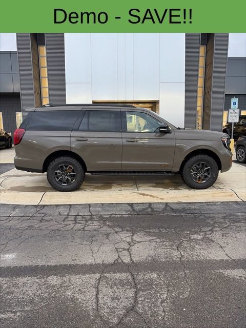 New 2026 Ford Expedition Tremor AWD/4WD image 8