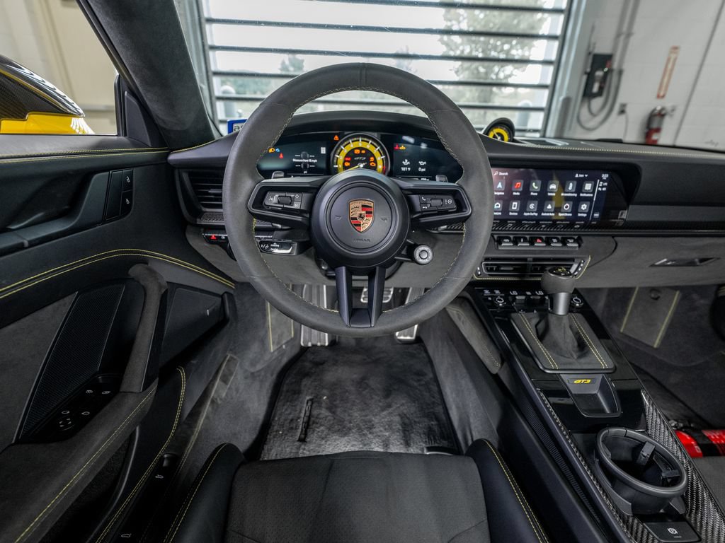 Used 2024 Porsche 911 GT3 RWD image 25
