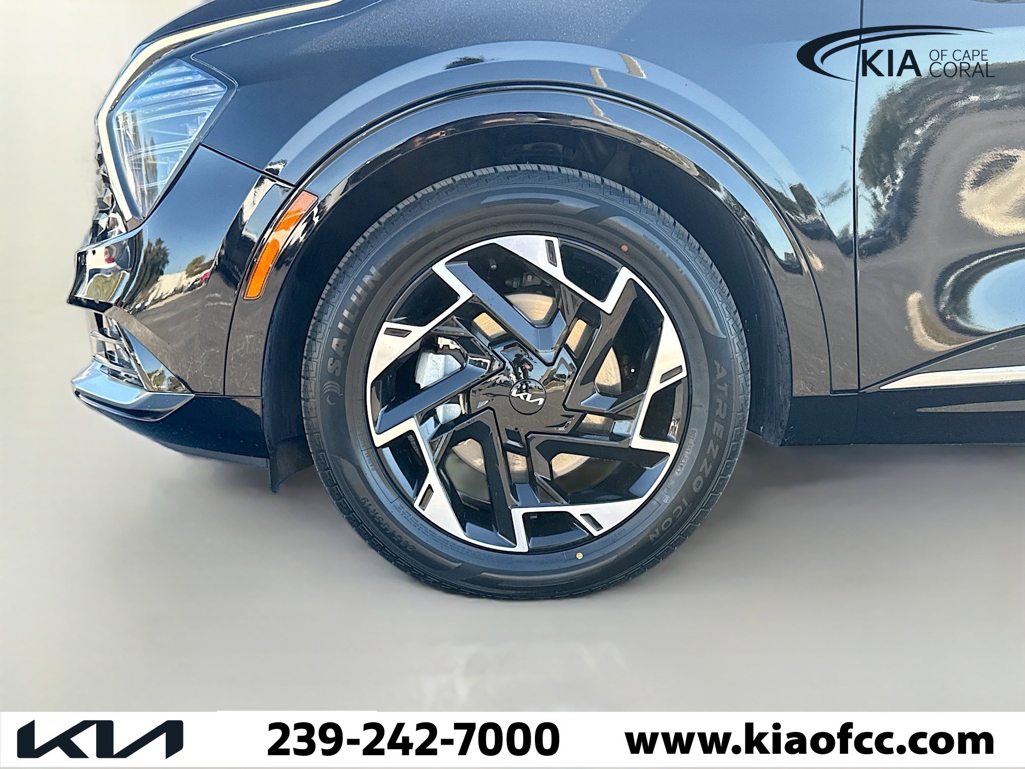 Certified 2025 Kia Sportage SX image 42