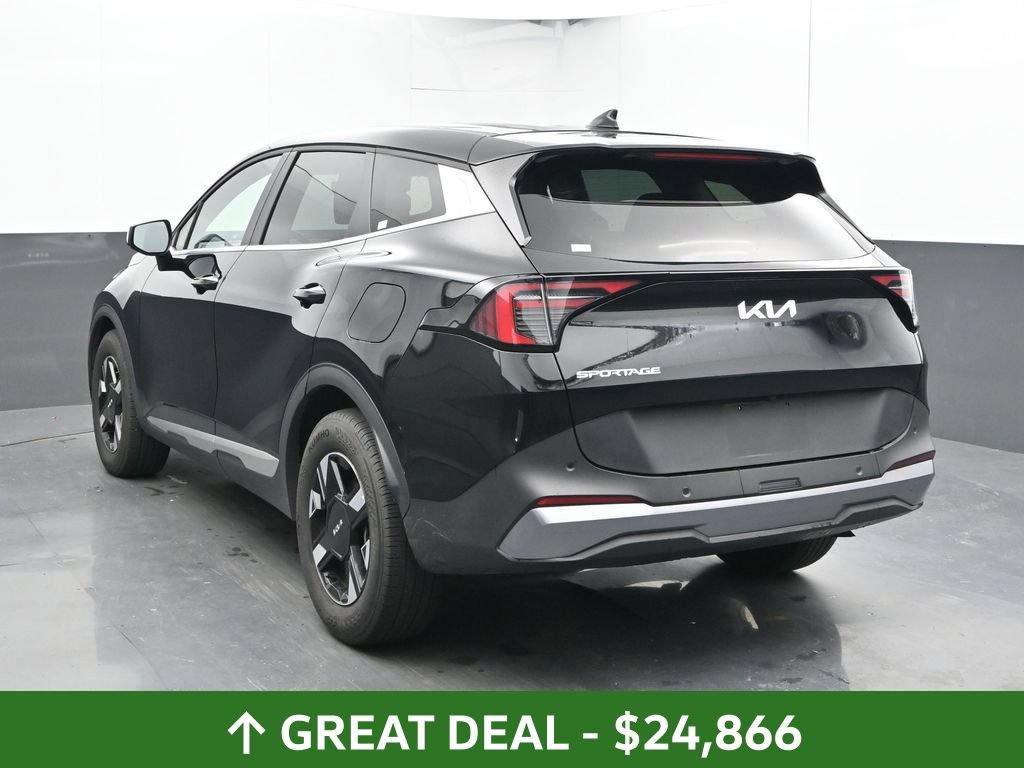 Used 2026 Kia Sportage LX FWD image 12