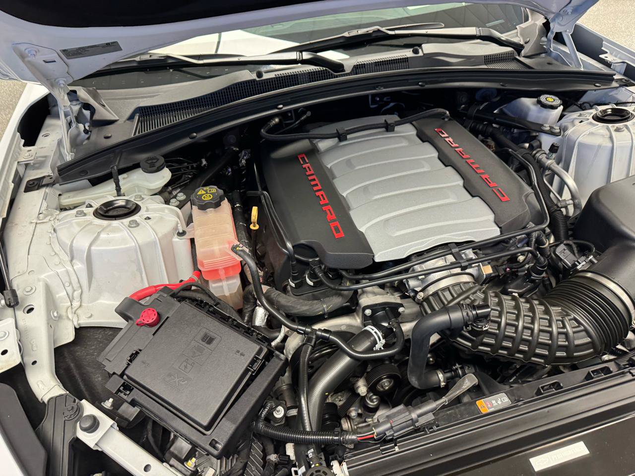 Used 2019 Chevrolet Camaro SS RWD image 24