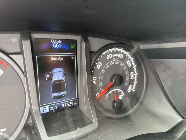 Used 2021 Toyota Tacoma SR AWD/4WD image 17
