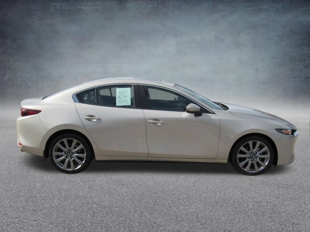 Used 2024 MAZDA MAZDA3 s FWD image 8