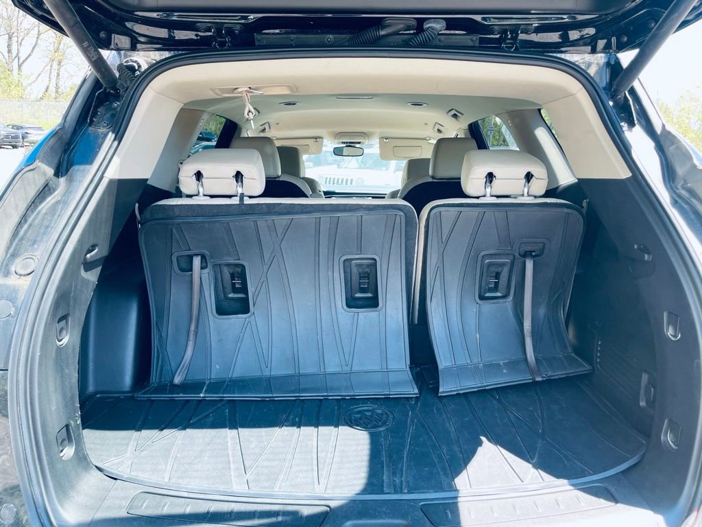 Used 2020 Buick Enclave Essence w/ LPO, Floor Liner Package AWD/4WD image 14