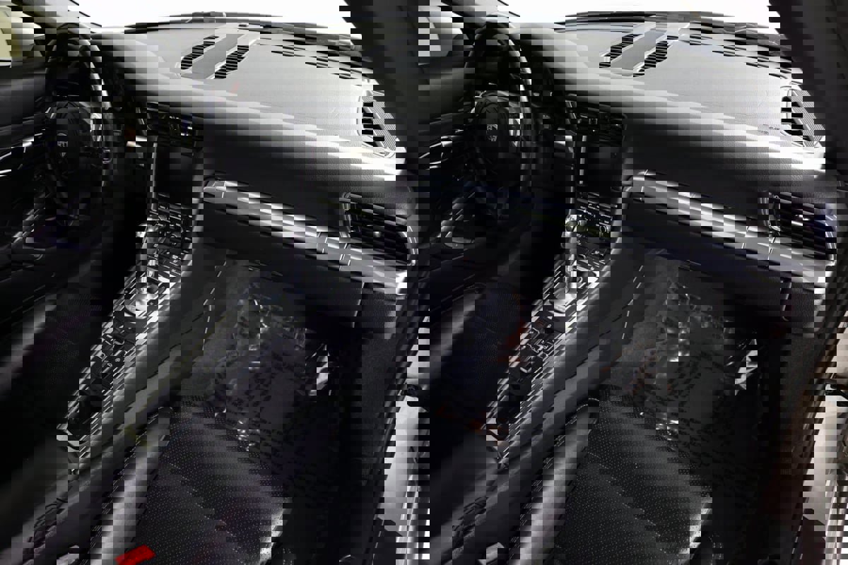 Used 2013 Porsche 911 Carrera 4S image 30