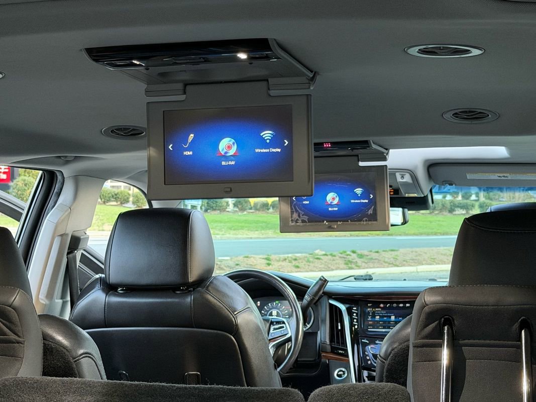 Used 2019 Cadillac Escalade ESV Luxury image 24