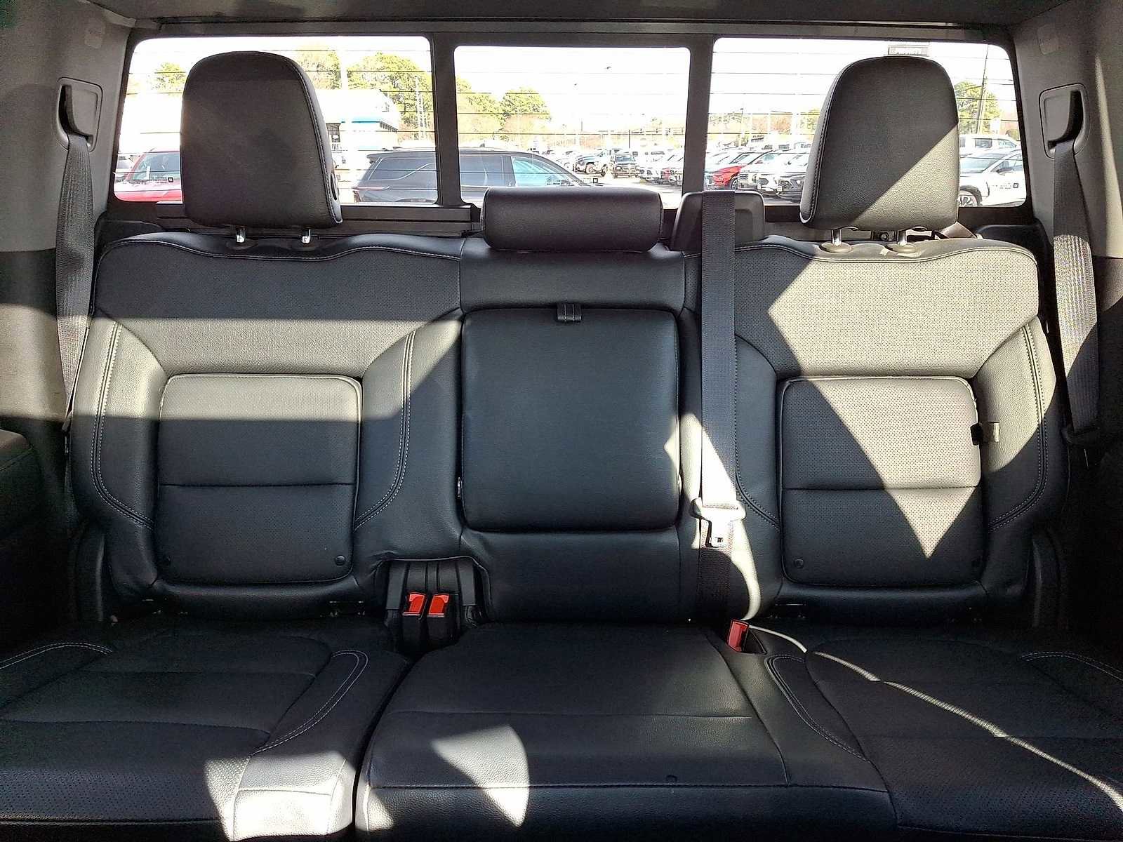 Used 2020 Chevrolet Silverado 1500 RST image 14