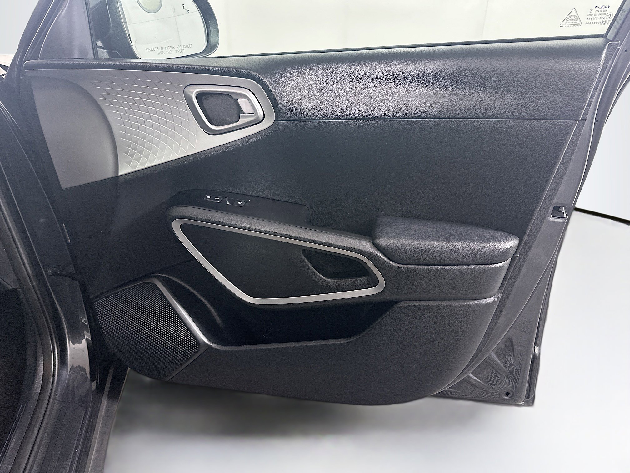 Used 2023 Kia Soul LX w/ Option Group 015 image 32